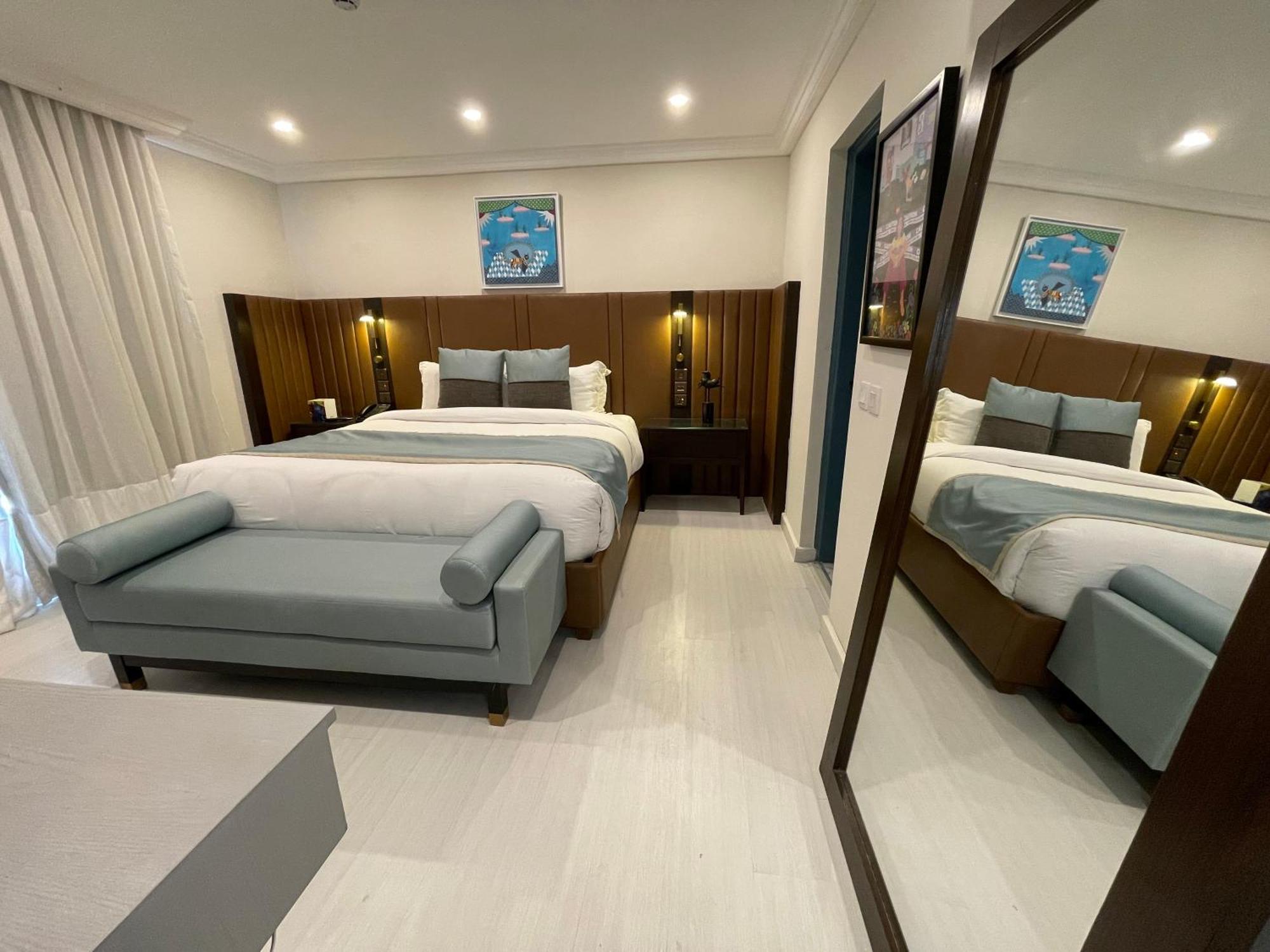 Ambiance Boutique Art Hotel Karachi Luaran gambar
